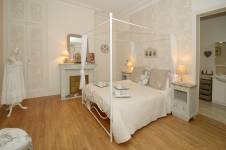 Jeff DE VOS - AT HOME PHOTO